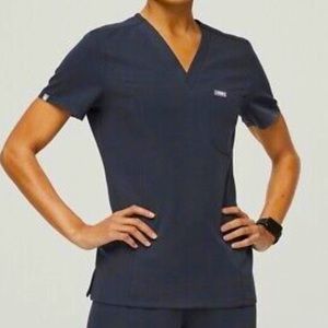 Figs night sky XS Catarina one pocket scrub top, gently worn